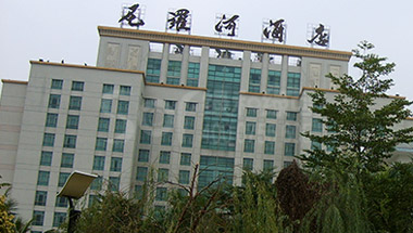 广东东莞尼罗河酒店绿可木墙板