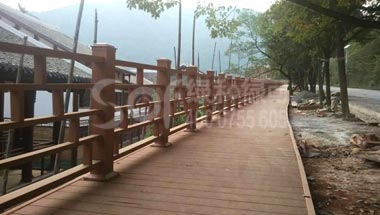 贵州剑河温泉度假景区塑木栈道