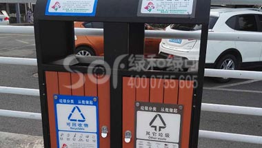 深圳盐田海鲜街塑木垃圾桶