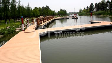 广州客运码头木塑地板