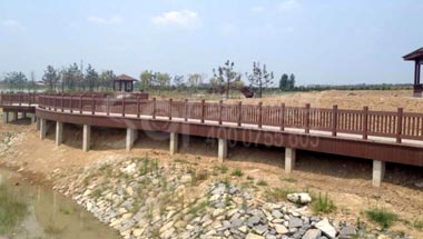 国家湿地公园塑木栈道塑木栏杆