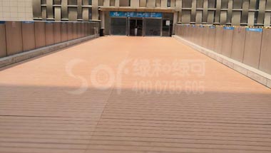 天津红桥区鹏欣水游城塑木深压纹地板