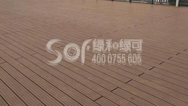 广东省深圳求水山公园平台塑木地板案例